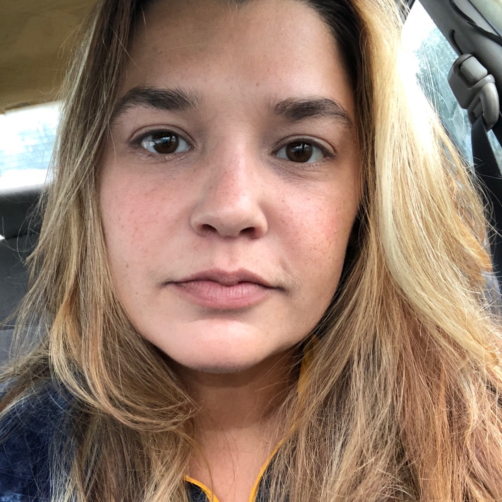 Meet your Posher, Candace